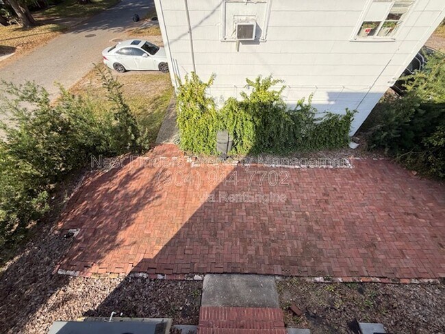 Building Photo - 2811 College St