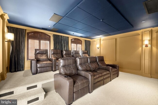 Building Photo - 622 Ponte Villas N