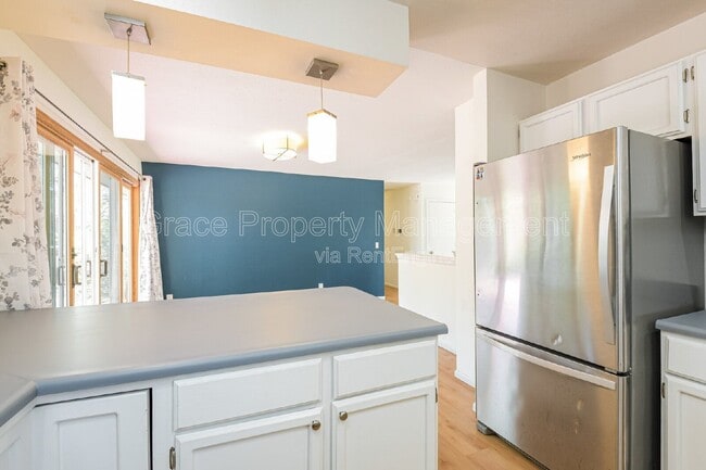 Building Photo - 11748 Fillmore Pl