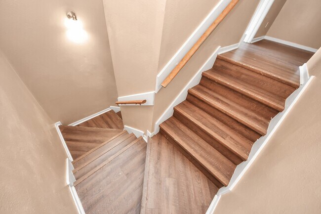 Building Photo - 8130 Jutland Rd