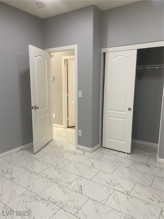 Building Photo - 9541 Vast Valley Ave