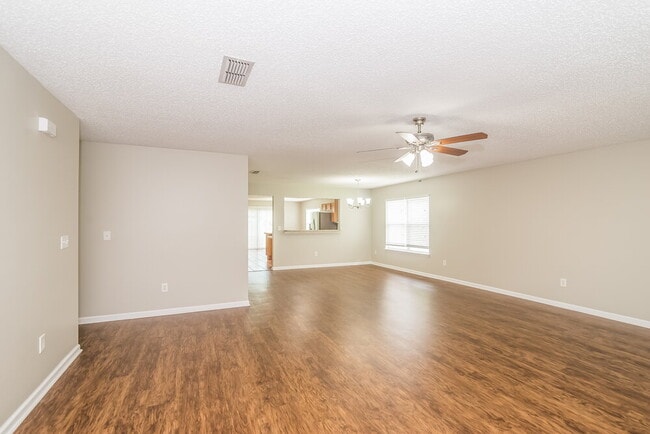 Building Photo - 13564 Ashford Wood Ct E