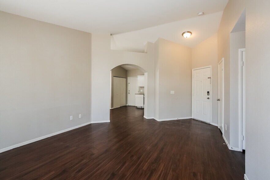 Building Photo - 4617 Rachel Ann