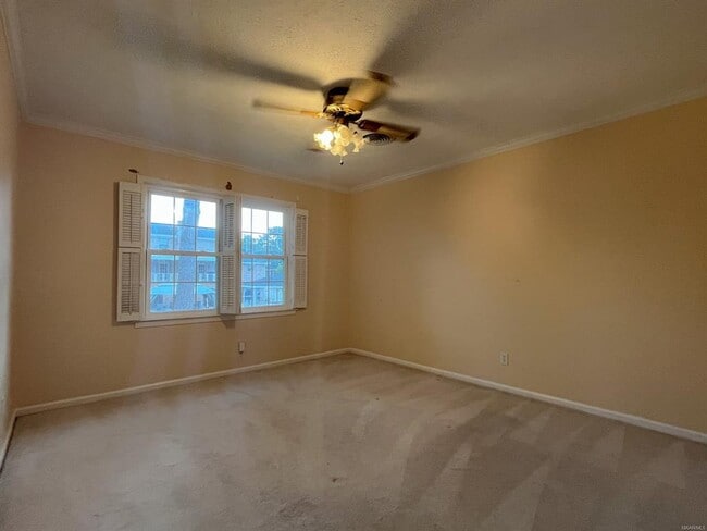 Building Photo - 523 Bellehurst Dr