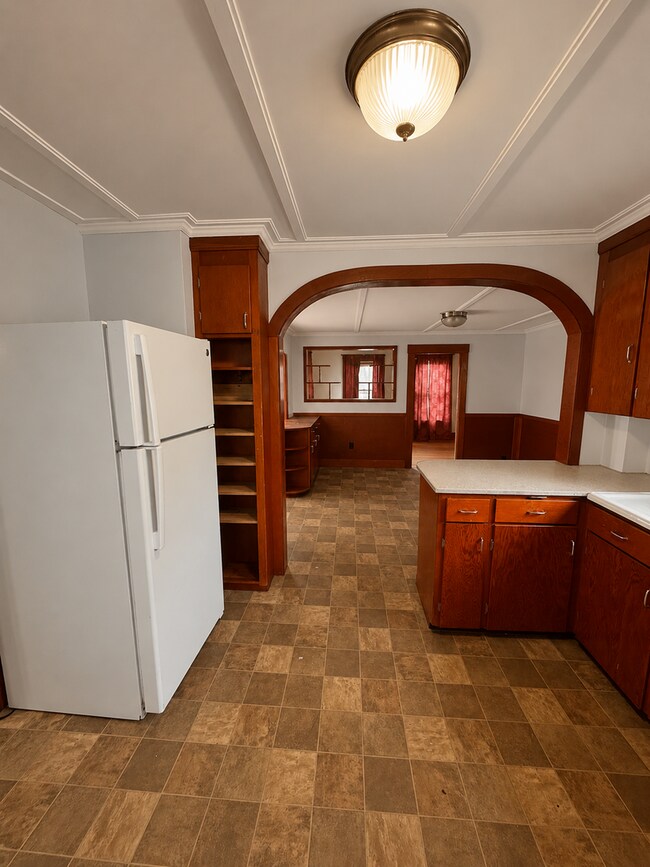 Building Photo - Spacious 4-Bedroom Home with Garage, Fenced Yard & Historic Character | Rochester, NH