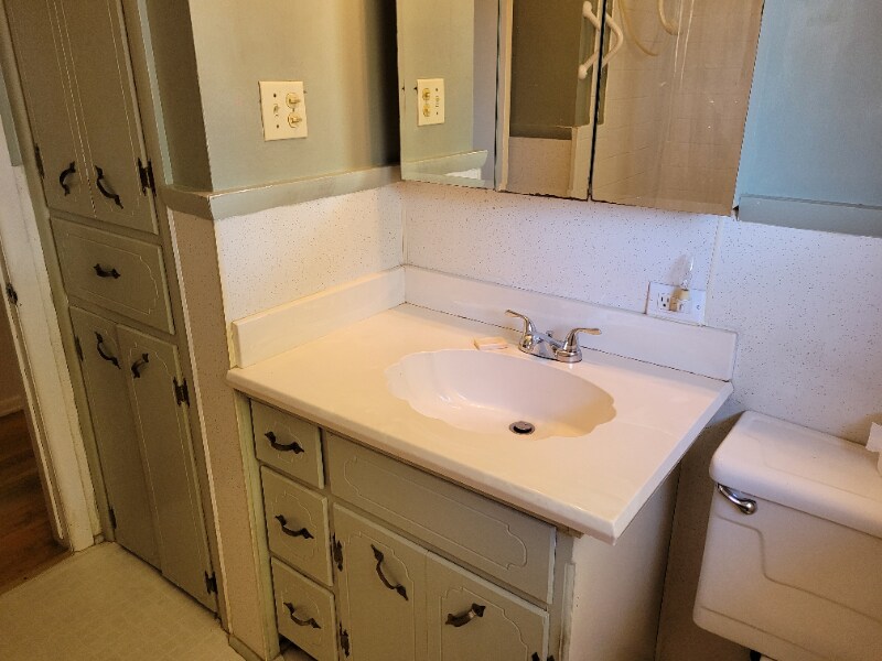 Building Photo - 704 Strozier Ln