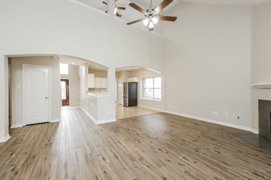 Building Photo - 26118 Cypresswood Dr
