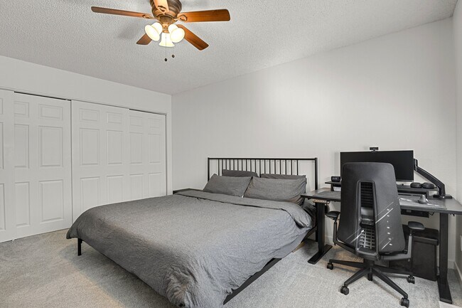 Building Photo - 7995 E Mississippi Ave