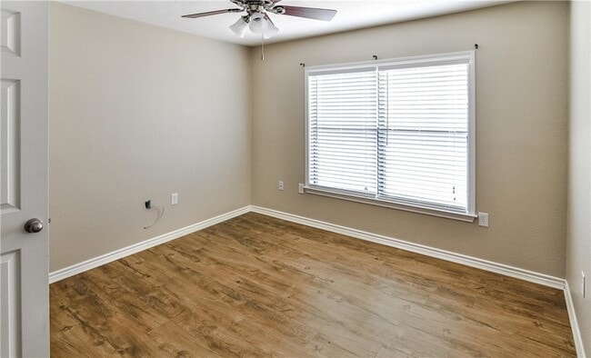 Building Photo - 1506 Lemon Tree Ln