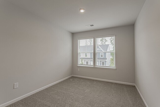 Building Photo - 231 Santorini Wy