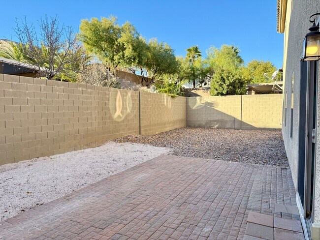 Building Photo - FIVE BEDROOMS, THREE FULL BATHROOMS, THREE...
