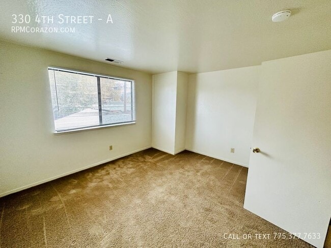 Building Photo - 330 4th St