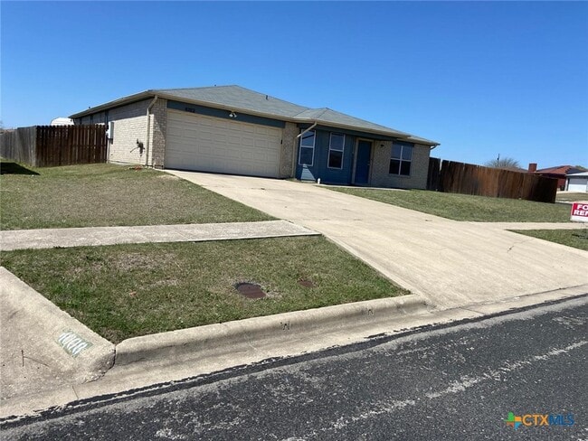 Building Photo - 4102 Waterproof Dr