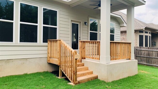 Building Photo - 1512 Highland Ridge Rd