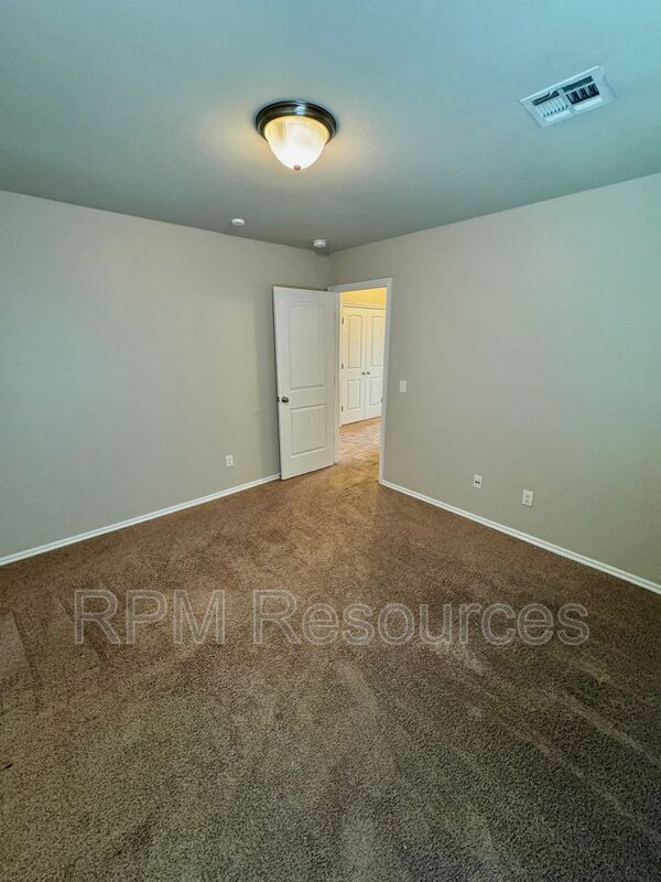 Building Photo - 2432 NW 197th St