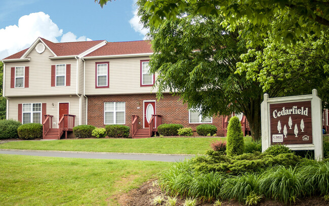 Primary Photo - Cedarfield Apartments