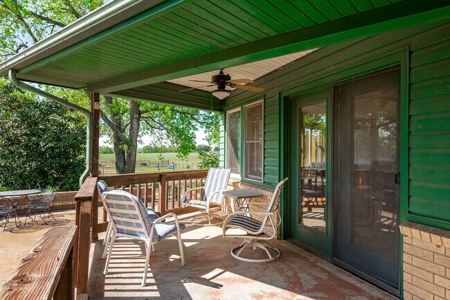 Building Photo - Beautiful country setting, but close to city limits.