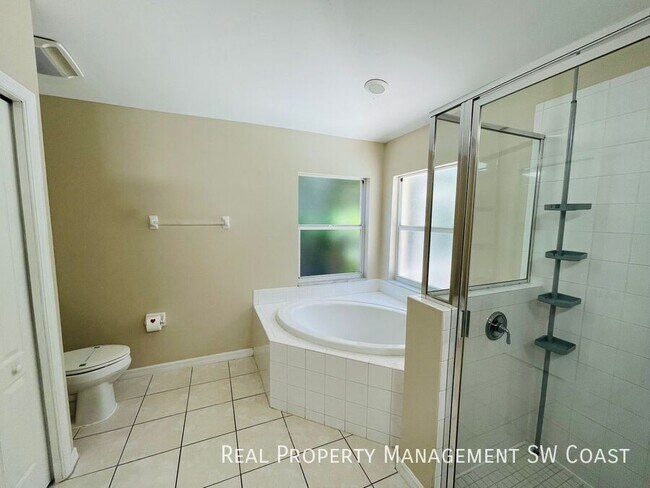 Building Photo - 11554 Woodmount Ln