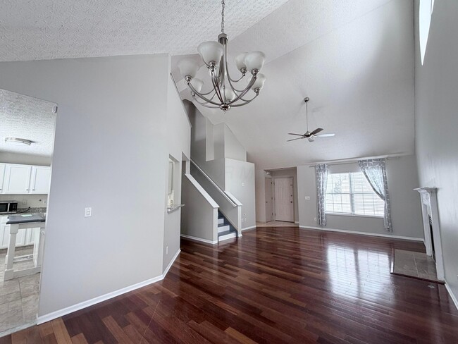 Building Photo - 9135 Windy Creek Dr