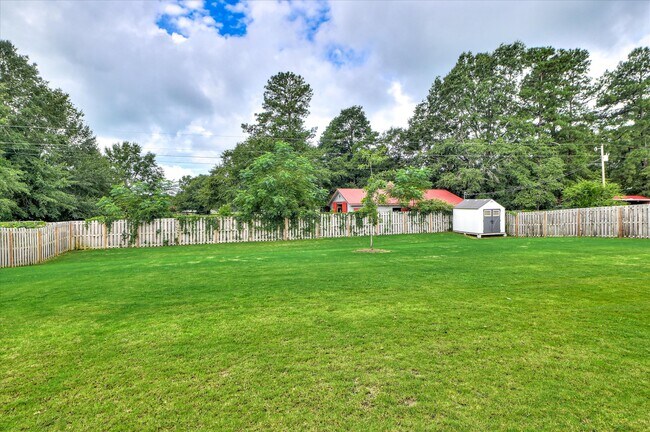 Building Photo - 7046-7046 Sideboard Xing