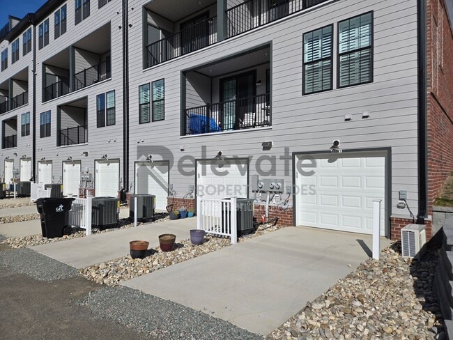 Building Photo - 13201 Garland Ln