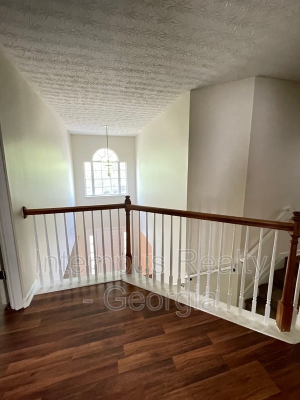 Building Photo - 2054 Pierce Way