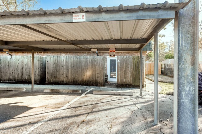 Building Photo - 9029 Gaylord Dr