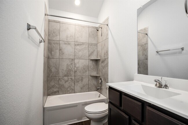Building Photo - 2534 Blazing Star Dr