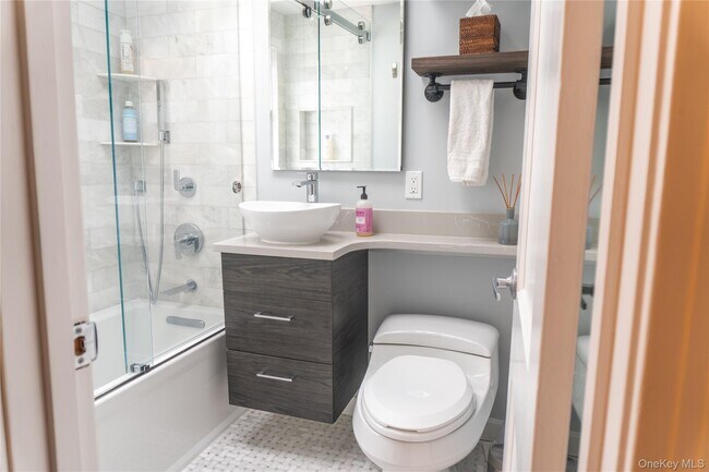 Building Photo - 93 Beverly Rd