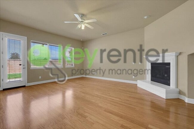 Building Photo - 9535 Setina Ln