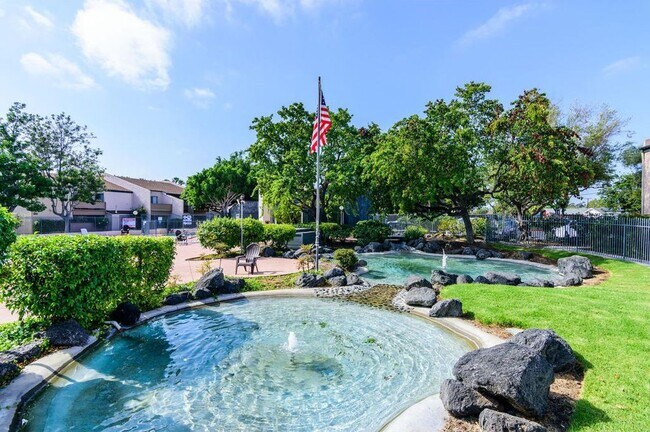 Building Photo - 3238 Ashford St