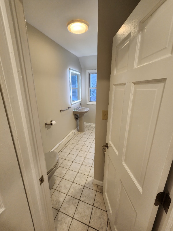 Building Photo - 77 Carmine St