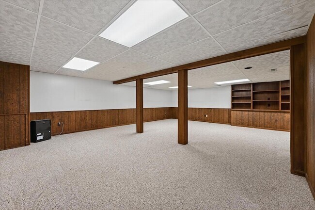 Building Photo - 7932 Harrow Ct