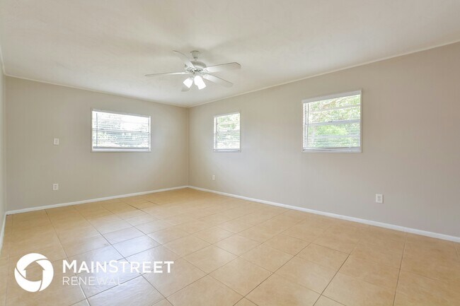 Building Photo - 2215 Falkner Rd