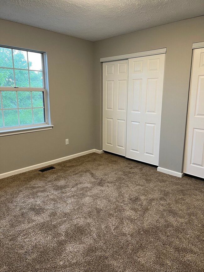 Building Photo - 4920 Drayton Rd