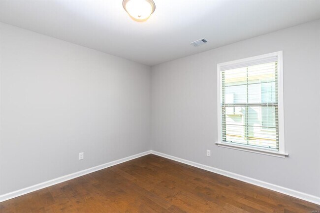 Building Photo - 7119 Birch Creek Trail