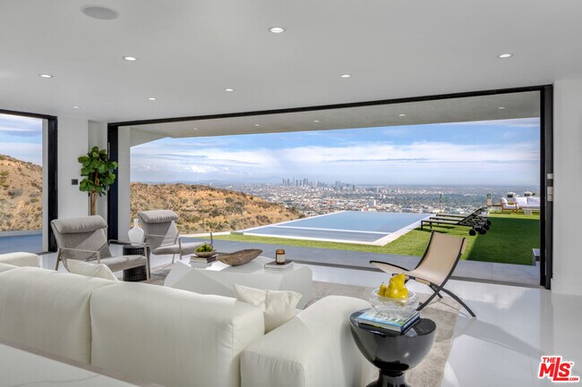 Building Photo - 2110 Hercules Dr