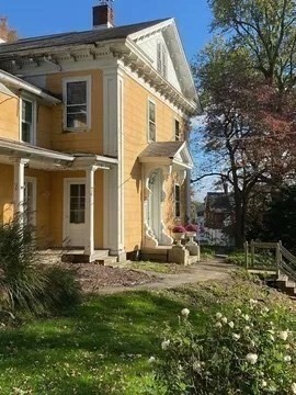 Building Photo - 55 N Main St