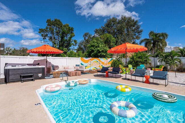 Building Photo - 12453 138th St N