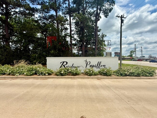 Building Photo - NOW OFFERING FIRST MONTH FREE W/ 12 MONTH LEASE - Luxury 3 Bedroom 2.5 Bath Townhome in Bullard, TX!