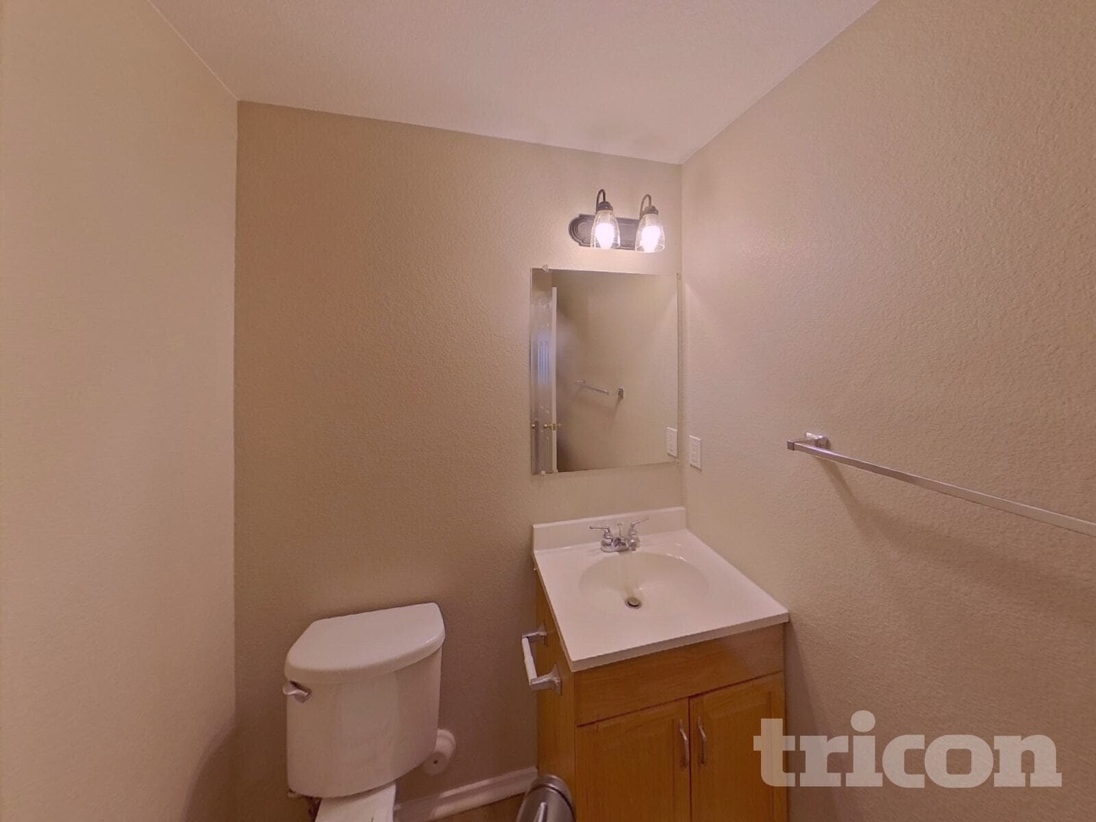 Building Photo - 6855 Fountain Vista Cir