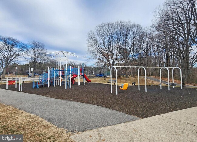 Building Photo - 108 New Jersey Ave NW