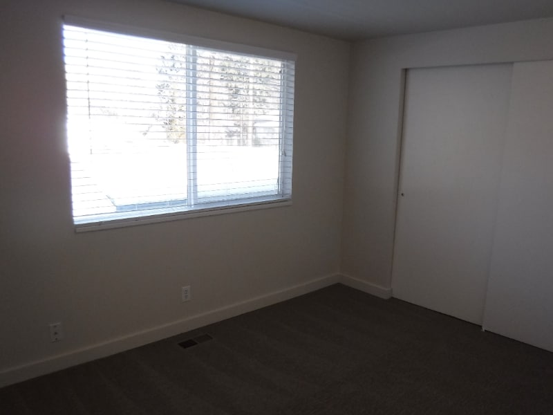 Building Photo - 2117 E 3300 S