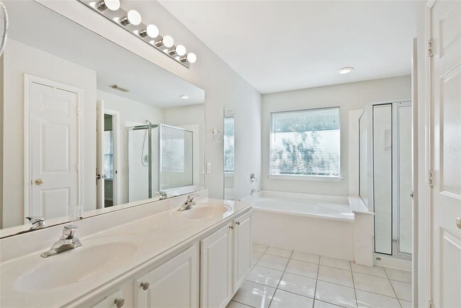 Building Photo - 123 N Camellia Grove Cir