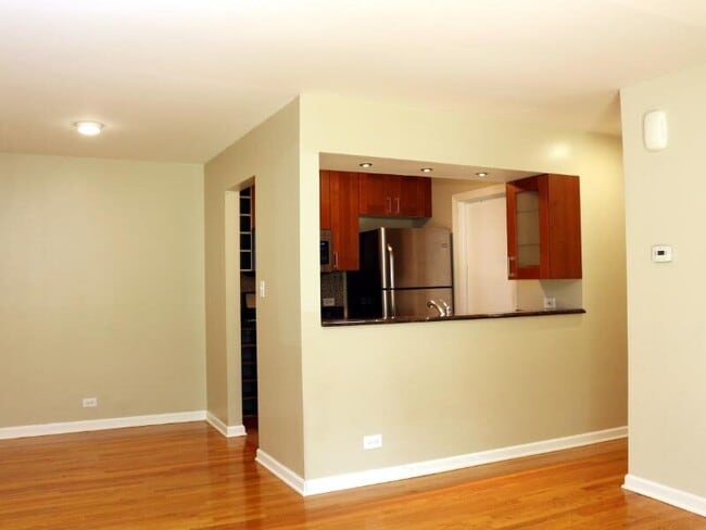 Building Photo - 361 Grissom Ct