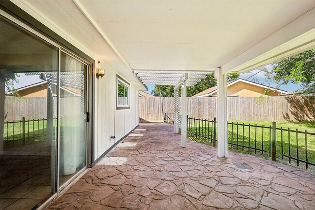 Building Photo - 4202 Townes Forest Rd