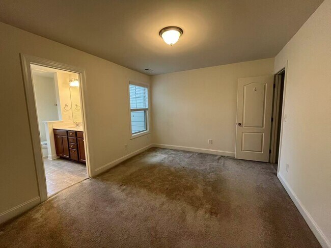 Building Photo - 311 Alamosa Pl