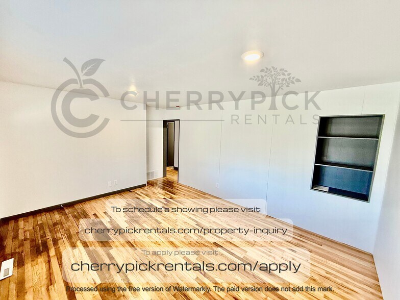 Building Photo - 7201 S 22nd St