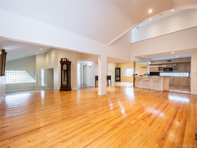 Building Photo - 127 Wooleys Ln