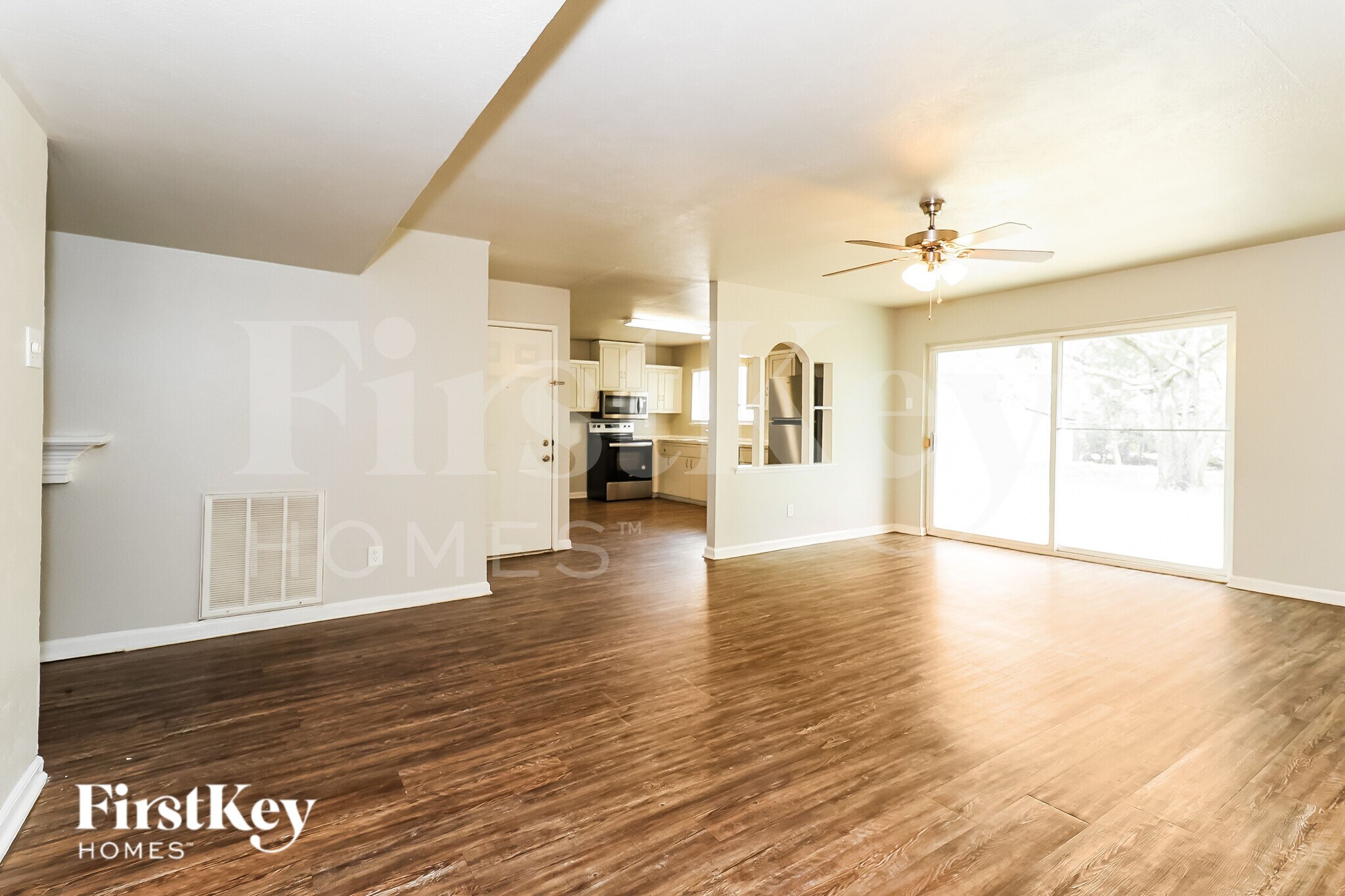 Building Photo - 2918 Rayswood Dr